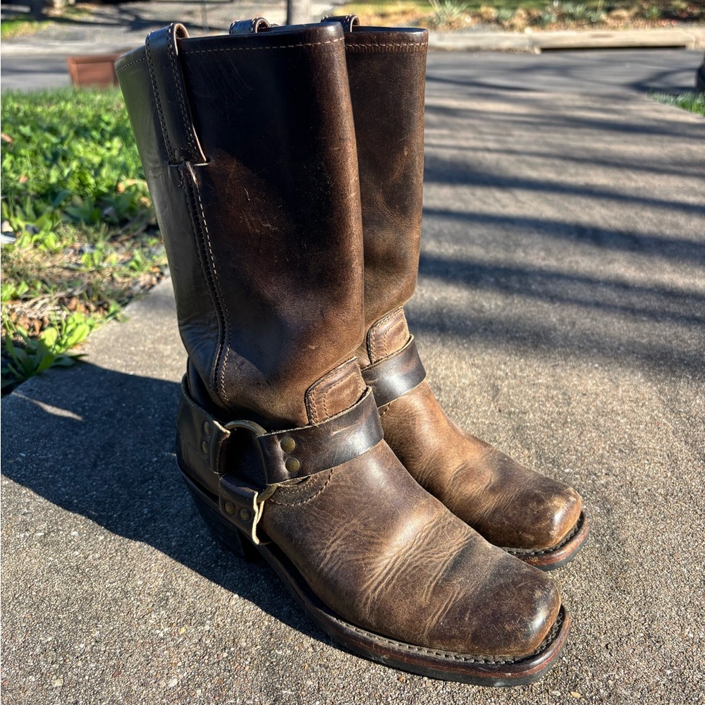 Frye Women’s Harness Boot - Picture 9 of 12